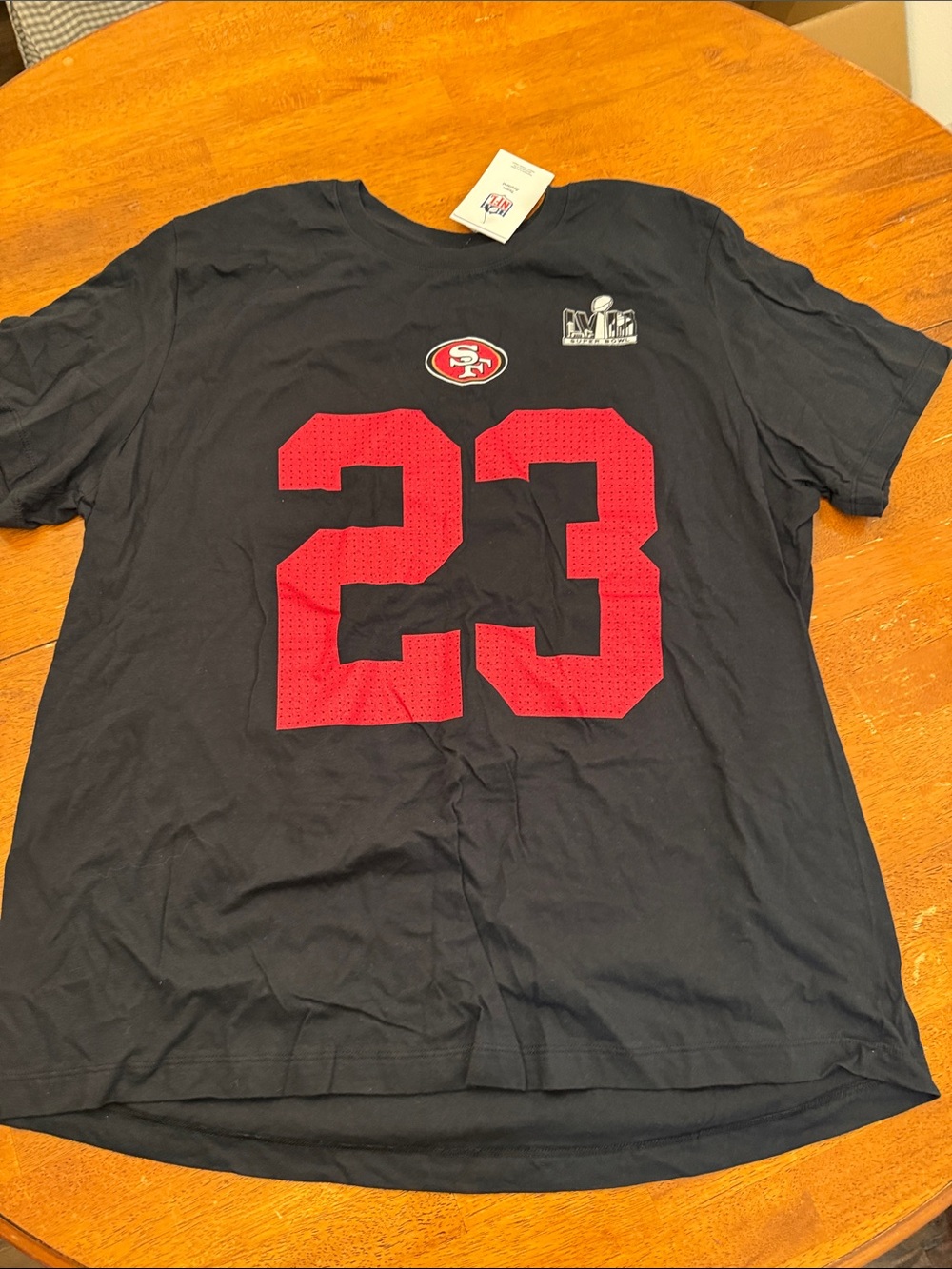 Nike Black Short-Sleeve Tee with Red Number 23 and Team Logos xxl CMC